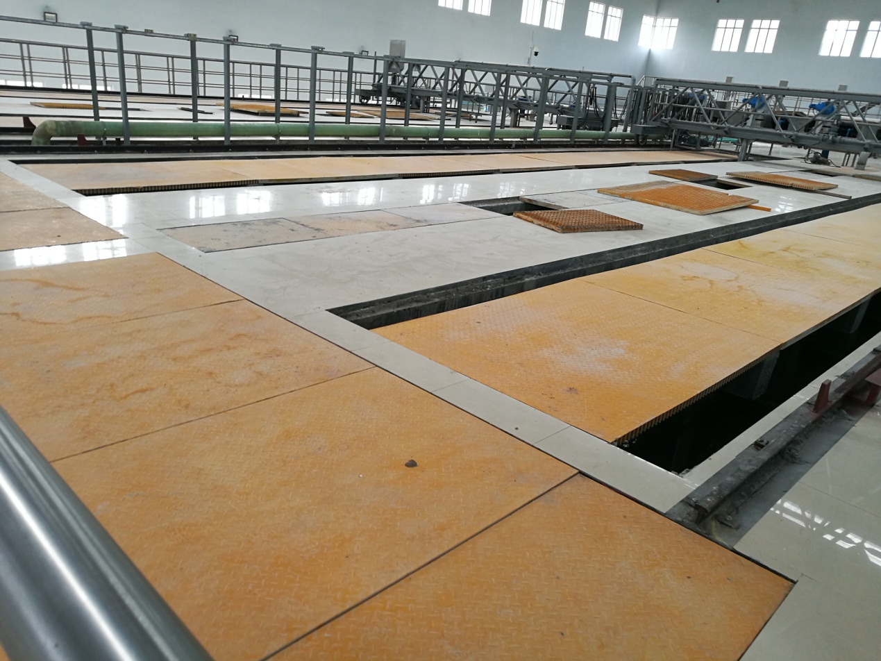 广东深圳福田污水处理厂玻璃钢格栅、盖板安装工程(图2)